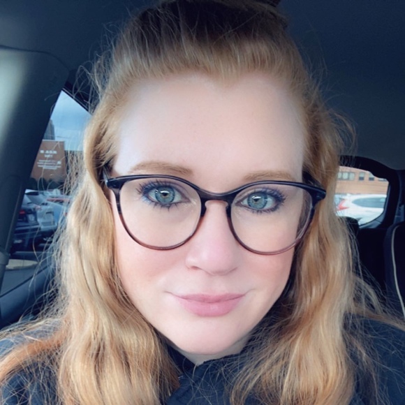 Meet your Posher, Samantha - Picture 1 of 1